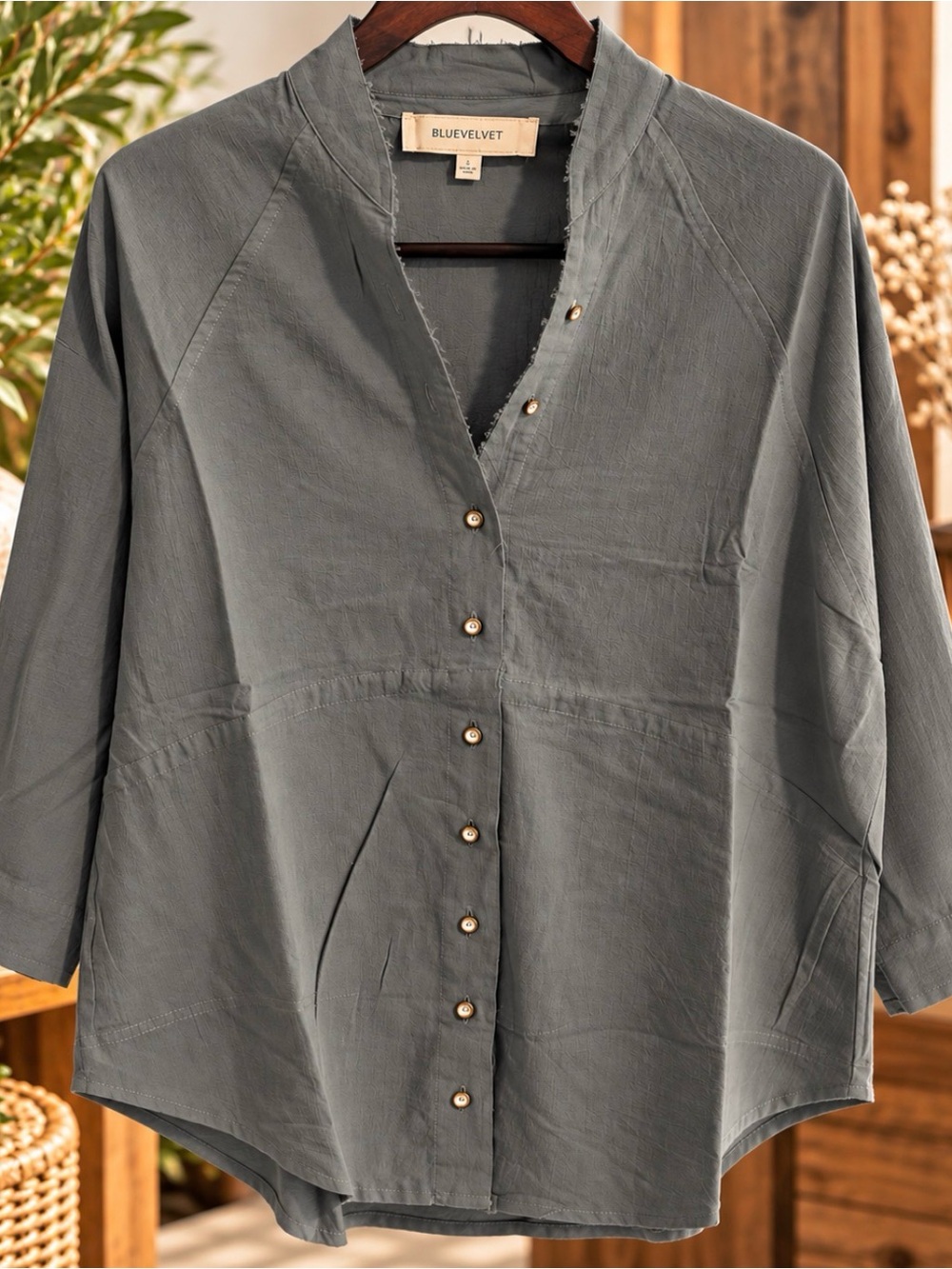 Bluevelvet Dusty Blue Button-Front Tunic Blouse NWT